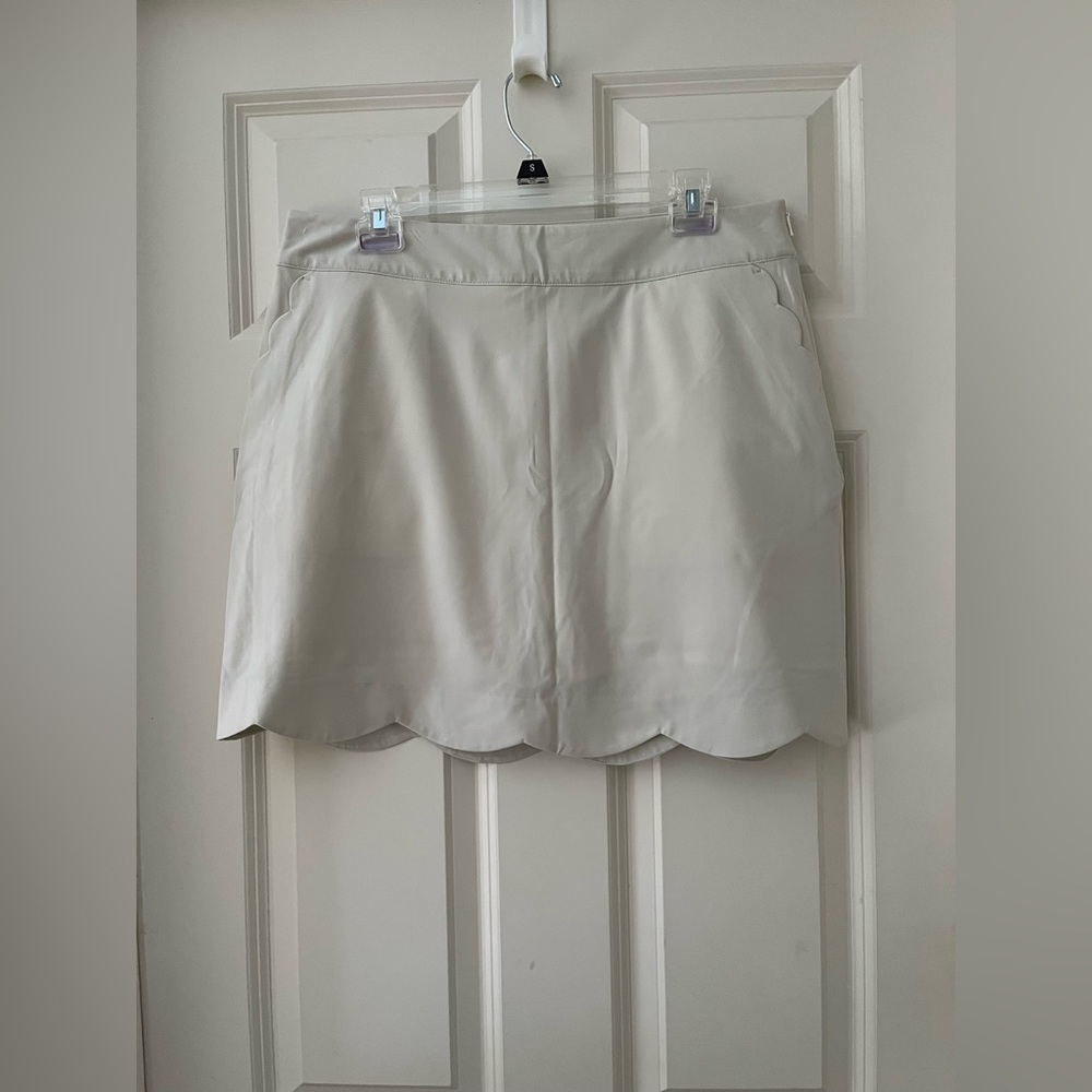 Women’s Vineyard Vines performance material scallop skort Activewear Golf 12